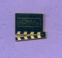 Rare Pins L' Oreal Coiffure Paris Clap De Cinema I218 - Merken