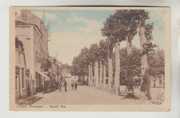 CPSM VERGT (Dordogne) - Grand Rue (ses Commerces) - Autres & Non Classés