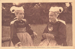FOLKLORE - Costumes - Jeunes Fillettes De Gouezec - Châteaulin - Carte Postale Ancienne - Vestuarios