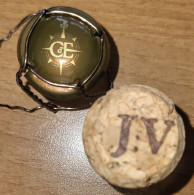 Capsule & Bouchon & Muselet Crémant De Belgique CHANT D'ÉOLE Série Initiales, Rose Des Vents, Brun & Or Mat Nr 01 - Schaumwein - Sekt