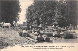 77-ORMES-SUR-VOULZIE- SCIERIE AUGUSTE MAGNEN- AU PORT DE GRISY-SUR-SEINE LE CHARGEMENT DES BILLS SUR CAMION APRES FLOTTA - Other & Unclassified