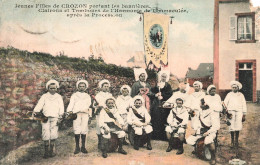 CROZON - Jeunes Filles Portant Les Bannières - Clairons Et Tambours De L'Harmonie De L'Immaculée - Procession - Crozon