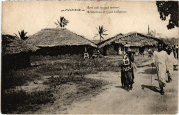 PC ZANZIBAR HUTS AND TYPICAL NATIVES ETHNIC TYPES (a53331) - Tanzania