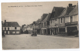 CPA 35 - LA GUERCHE DE BRETAGNE (Ille Et Vilaine) - La Place Et Les Vieux Porches (Café Du Commerce) - La Guerche-de-Bretagne