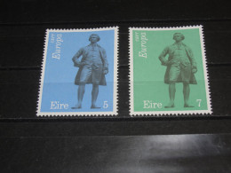 IERLAND,  SERIE  302-303  POSTFRIS ( MNH) - Unused Stamps