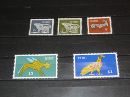 IERLAND,  SERIE  317-321   POSTFRIS ( MNH) - Unused Stamps