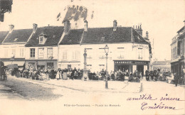 02-FERE EN TARDENOIS-PLACE DU MARCHE-ANIMEE-N°6027-B/0189 - Fere En Tardenois