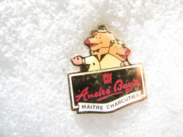 PIN'S   COCHON ANDRÉ BAZIN  CHARCUTIER - Animaux