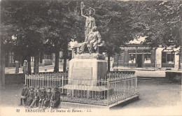 22-TREGUIER-STATUE DE RENAN-ANIMEE-N°6028-A/0293 - Tréguier