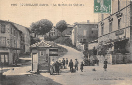 38-ROUSSILLON-MONTEE DU CHATEAU-N°6028-G/0235 - Roussillon