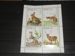 IERLAND,  BLOK 3   POSTFRIS ( MNH) - Blocks & Sheetlets