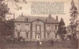 La Ferté St Samson * Vue Sur Le Château * Attelage - Autres & Non Classés