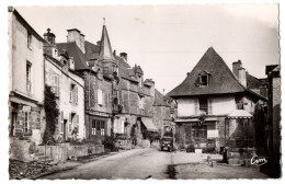 CPSM PF 56 - ROCHEFORT EN TERRE (Morbihan) - 1. Place Du Puits - Ed. Combier - Rochefort En Terre