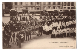 CPA 56 - SAINTE ANNE D'AURAY (Morbihan) - 55. Une Procession - Ed. Laurent Nel - Sainte Anne D'Auray