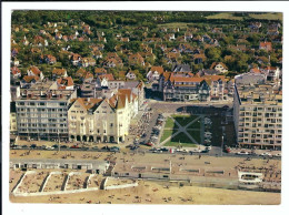 40 KNOKKE-ZOUTE  Zeedijk En Albertplaats 1972 - Knokke