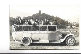 CPA  PHOTO BUS TOURISTIQUE A LOURDES - Buses & Coaches