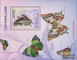 The Ivory Coast Block189A (complete Issue) Unmounted Mint / Never Hinged 2014 Butterflies - Côte D'Ivoire (1960-...)