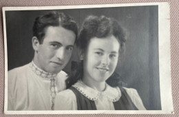 1962 - Originele Foto - Photo Originale / Jonge Koppel - Jeune Couple (Russian?) - 13 X 8,5 Cm. - Anonyme Personen