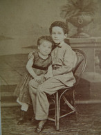 Photo Cdv A. Liebert à Paris - Un Jeune Garçon Et Sa Petite Sœur, Ca 1865-70 L678 - Alte (vor 1900)