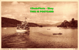 R426429 Windermere. The Swan Leaving Bowness. Photochrom - Monde