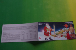 4-572 Père Noel Santa Clause  Jule Carnet Groenland Inuit Christmas Dogsled Traineau Costume Self Adhesive Autocollant - Noël