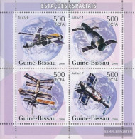 Guinea-Bissau 3338-3341 Sheetlet (complete. Issue) Unmounted Mint / Never Hinged 2006 Raumstationen - Guinea-Bissau