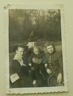 Little Boy And Three Women In The Park-old Photo By Photographer Werner Meier,Wolmirstedt-Germany - Anonyme Personen