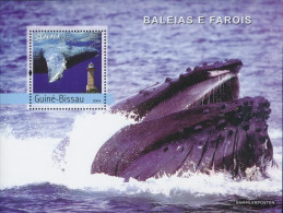 Guinea-Bissau Miniature Sheet 467 (complete. Issue) Unmounted Mint / Never Hinged 2004 Whales And Lighthouses - Guinea-Bissau
