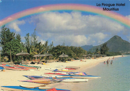 MAURITIUS - La Pirogue Hotel - Situé à Flic En Flac Dans L'ouest - Animé - Plage - Paillottes - Carte Postale - Maurice