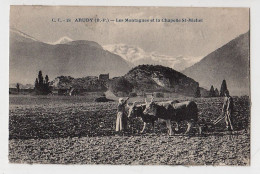 64 - B55853CPA - ARUDY - Les Montagnes Et La Chapelle Saint Michel - Labourage - Mauvais état - PYRENEES-ATLANTIQUES - Arudy