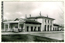 33 - CB52812CPSM - LESPARRE - La Gare - Parfait état - GIRONDE - Lesparre Medoc