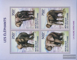 The Ivory Coast 1609-1612A Sheetlet (complete Issue) Unmounted Mint / Never Hinged 2014 Savannenelefant - Côte D'Ivoire (1960-...)
