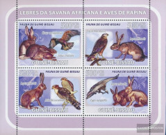 Guinea-Bissau 3796-3799 Sheetlet (complete. Issue) Unmounted Mint / Never Hinged 2008 Savannah-Rabbits, Birds Of Prey - Guinea-Bissau