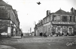 49 - Saint Georges Sur Loire : La Route De Cholet - L'Hôtel De La Tête Noire - CPM Dentelée Au Format 9 X 14 écrite - Saint Georges Sur Loire