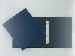 CLASSEUR ALBUM RELIURE - BLEU - POUR FEUILLES NUMISMATIQUES A TIRETTE - Supplies And Equipment