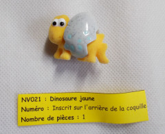 Kinder - Dinosaure Jaune ( Recouvert En Partie D'un Fin Duvet) - NV021 - Sans BPZ - Figuren
