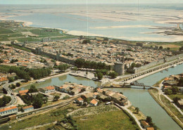 AIGUES MORTES VUE AERIENNE DE LA VILLE - Aigues-Mortes