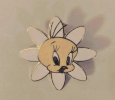 Vintage 1997 Warner Bros WB Looney Tunes TWEETY Pin Badge - Stripverhalen