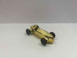 Kinder :  610160   Goldene Zeiten Des Automobilsports 2002 - Modell 2 - Metallfiguren