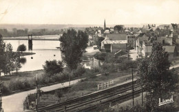 Ingrandes Sur Loire * Vue Générale Du Village * Rails Ligne Chemin De Fer Maine Et Loire - Autres & Non Classés