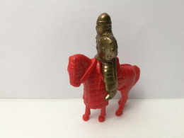 Kinder :  K97 N72   Ritter Zu Pferd -  1996 - Ritter 4 - Figurine In Metallo