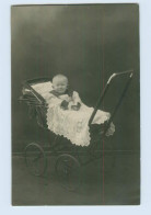 I1244/ Baby Im Kinderwagen Privat Foto AK  Ca.1920 - Autres & Non Classés