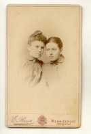 W8C88/ CDV Foto Junge Frauen Atelier E. Rose, Wernigerode A.1900 - Autres & Non Classés