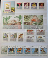 Collection De Timbres Sur Le Thème Des Champignons. - Collections (sans Albums)