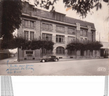 CPSM/gf  (23)  GUERET.  Hôtel De La Poste, Voiture Traction Citroën. ...T641 - Guéret