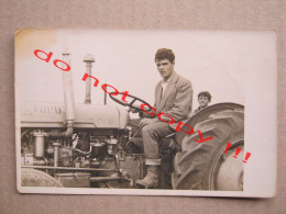 Yugoslavia / Tractor, Working Machine ... ( Old Real Photo ) - Tracteurs