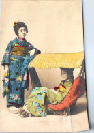 JAPON - 2 Femmes En Costumes Traditionnelle  - Other & Unclassified