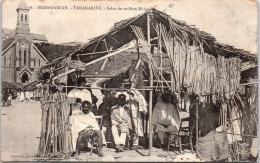 MADAGASCAR - TANANARIVE - Salon De Coiffure Malgache. - Madagascar