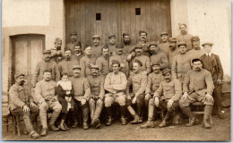MILITARIA 14/18 - Carte Photo Soldats Du 44eme R.A - War 1914-18