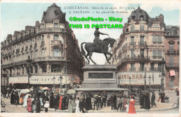 R428903 Orleans. La Place Du Martroi. Edition Du Chocolat Poulain. L Orleanais. - Welt